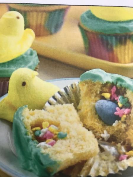 Image for event: Spring Chick Cupcakes